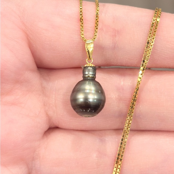 Vintage Tahitian Pearl Pendant: 18K Yellow Gold Solitaire, Elegant Dainty - Picture 4 of 13